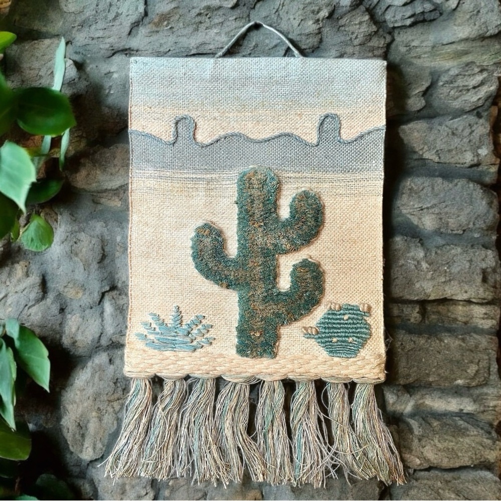 v i n t a g e :: 80s Woven Southwestern Desert Tapestry Wall Hanging